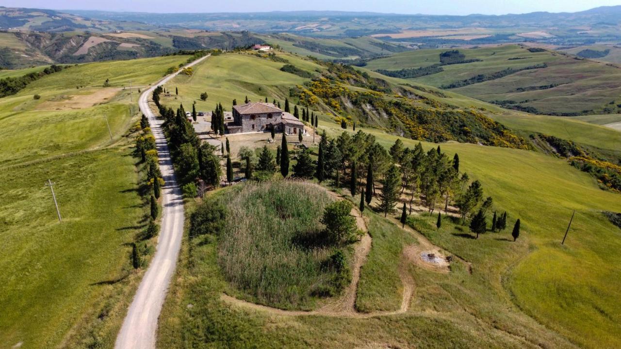 Casa Al Maestro B&B Радикофани Экстерьер фото