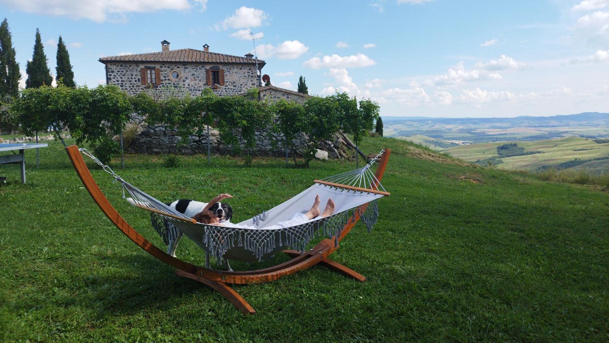 Casa Al Maestro B&B Радикофани Экстерьер фото