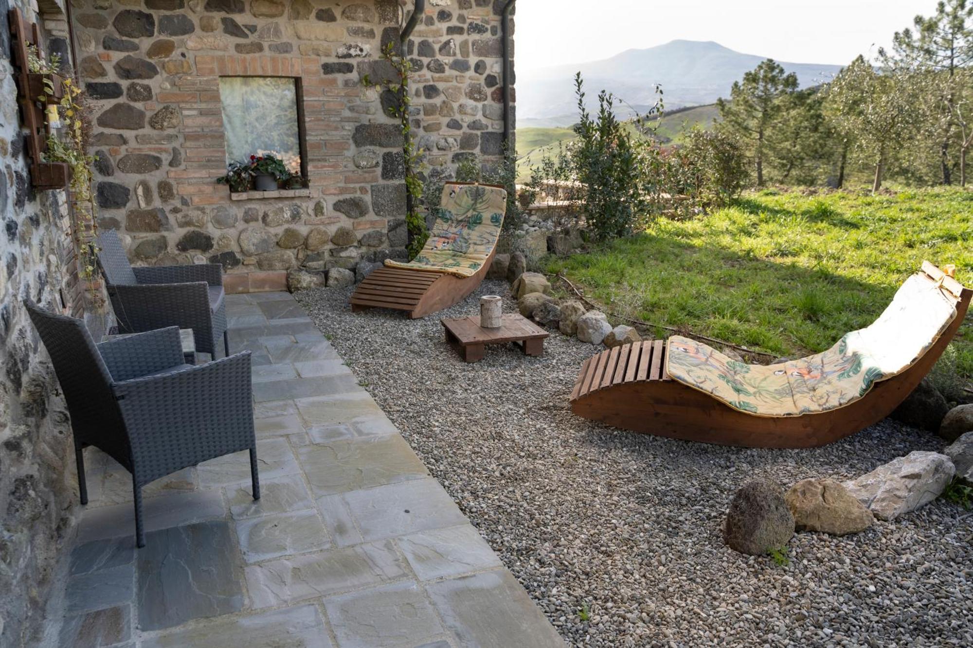 Casa Al Maestro B&B Радикофани Экстерьер фото