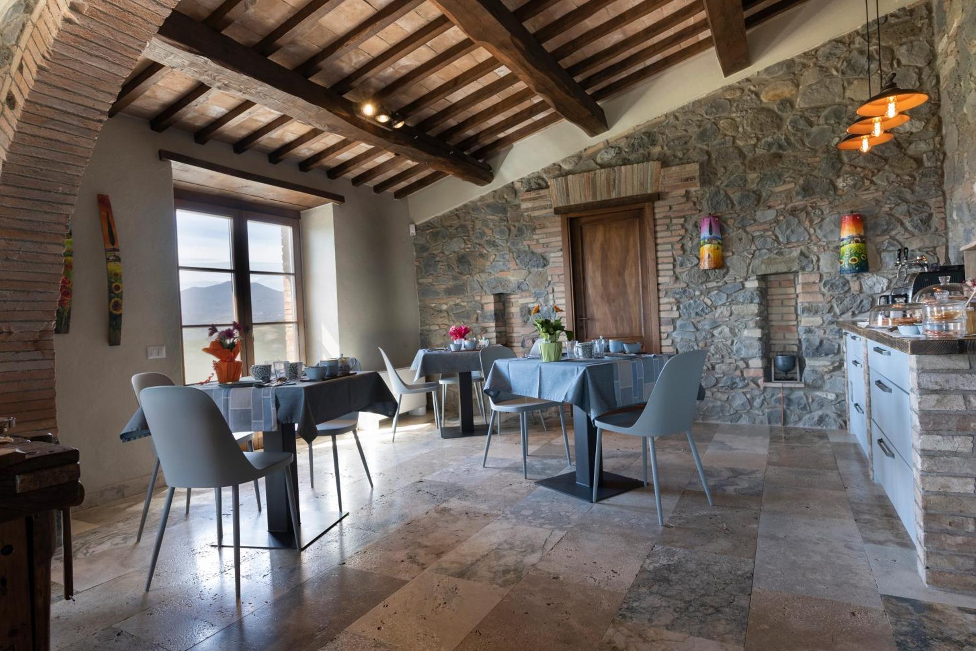 Casa Al Maestro B&B Радикофани Экстерьер фото